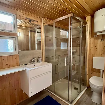 בית נופש Bungalowdorf Briesensee